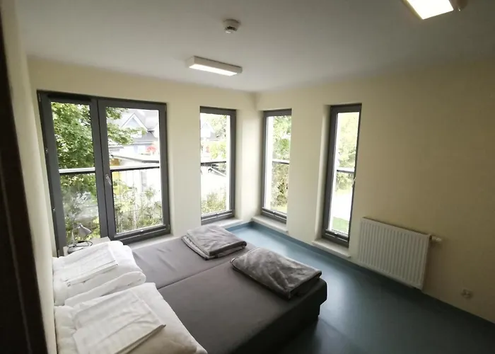 Osrodek Wczasowy Medyk Pum מלון דירות 3*